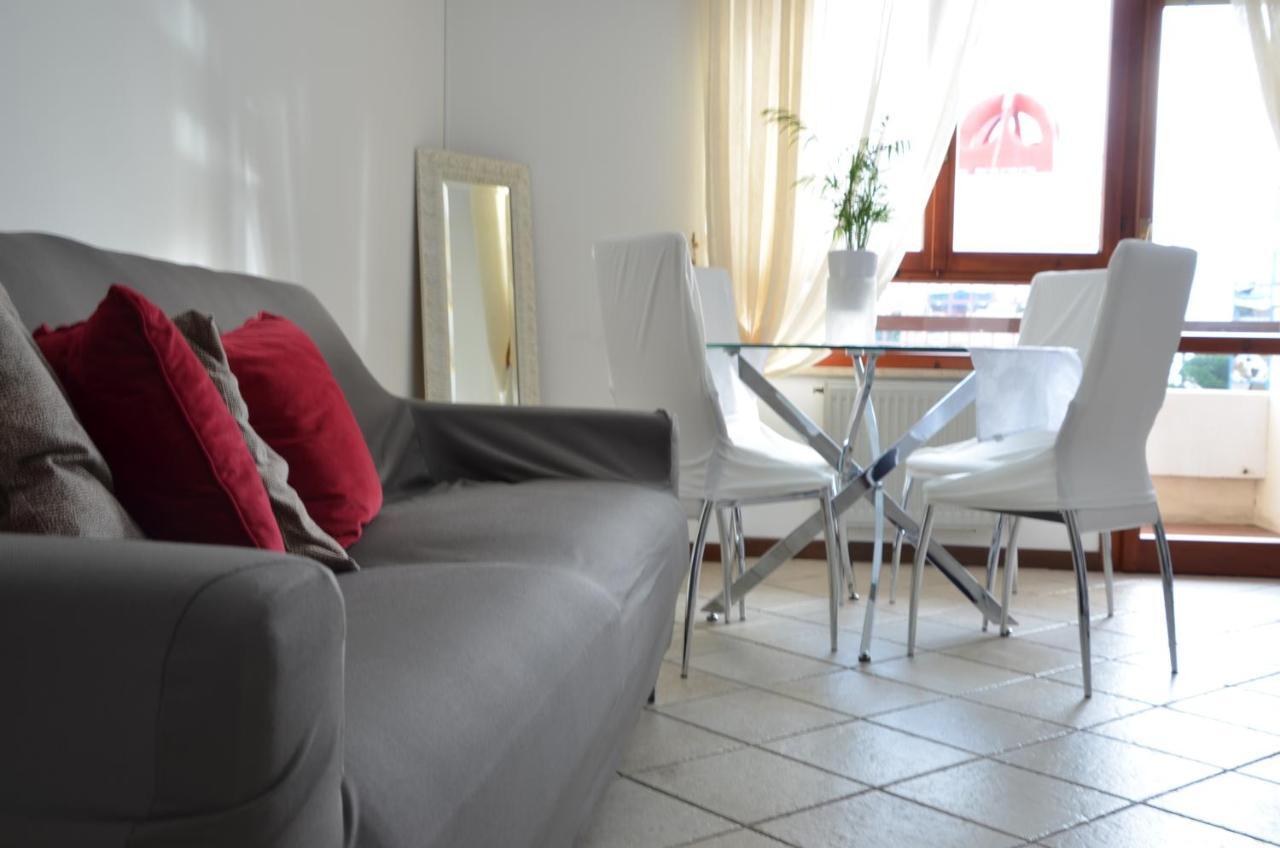 Giusy Monreale Apartment Cagliari Luaran gambar